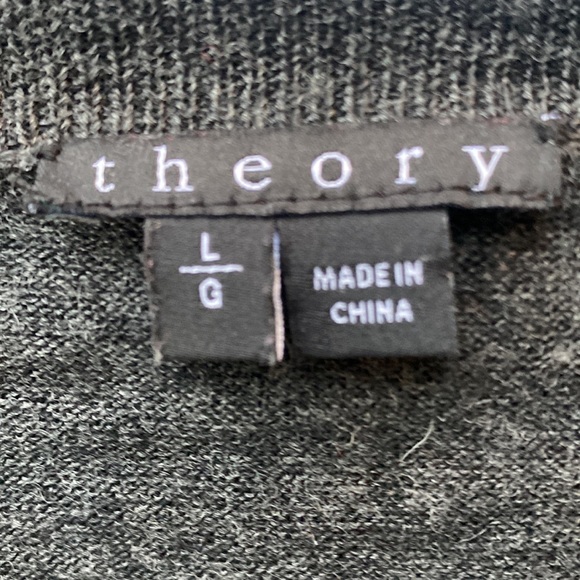 Theory Lightweight Wool Sweater - L - Picture 3 of 4